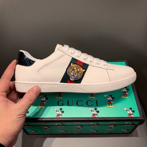 BL-GCI  Ace Embroidered  TIGGER  SNEAKER 125