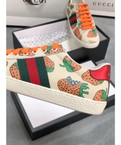 BL-GCI  ACE LEATHER SNEAKER WITH  STRAWBERRY 107
