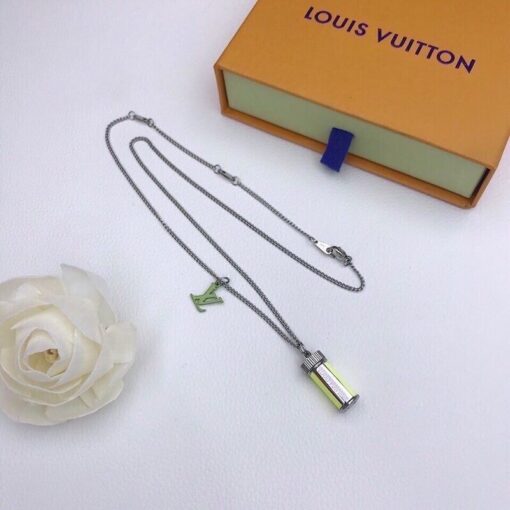 High Quality Necklace LUV003