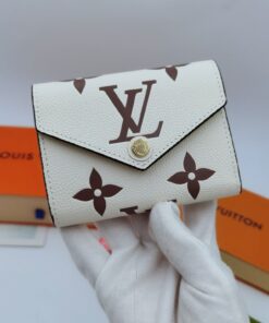High Quality Wallet LUV 001