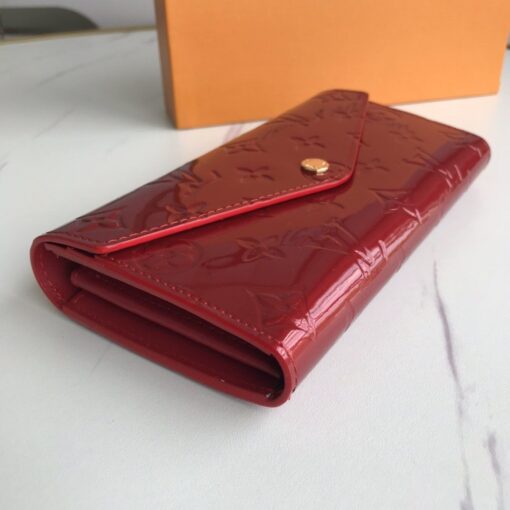 High Quality Wallet LUV 008