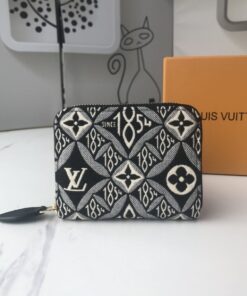 High Quality Wallet LUV 023