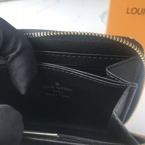 High Quality Wallet LUV 023