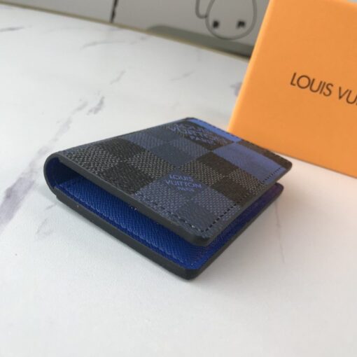 High Quality Wallet LUV 043