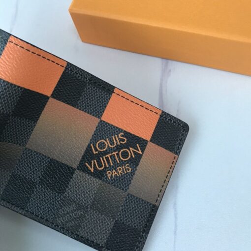 High Quality Wallet LUV 044