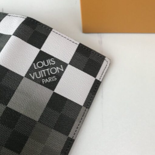 High Quality Wallet LUV 051