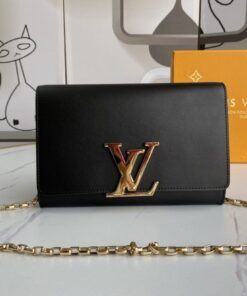 High Quality Wallet LUV 057
