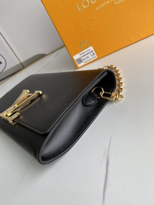 High Quality Wallet LUV 057