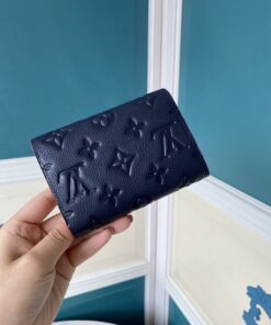 High Quality Wallet LUV 059