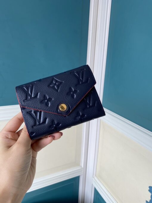 High Quality Wallet LUV 059