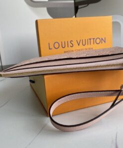 High Quality Wallet LUV 063