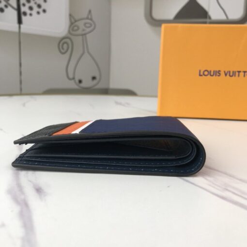 High Quality Wallet LUV 077