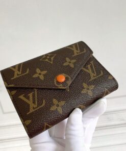 High Quality Wallet LUV 113