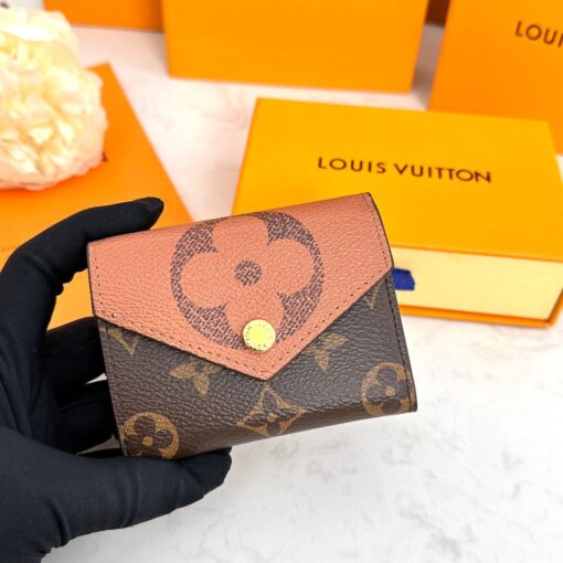 High Quality Wallet LUV 137