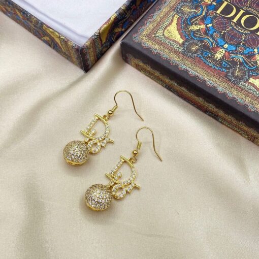 High Quality Earring DIR 003