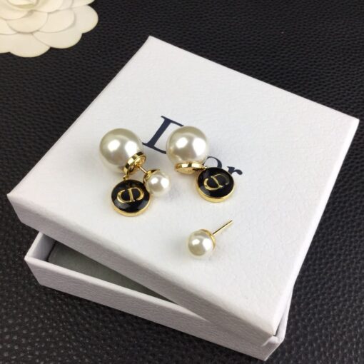 High Quality Earring Dir 007