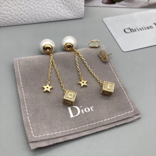 High Quality Earring Dir 041