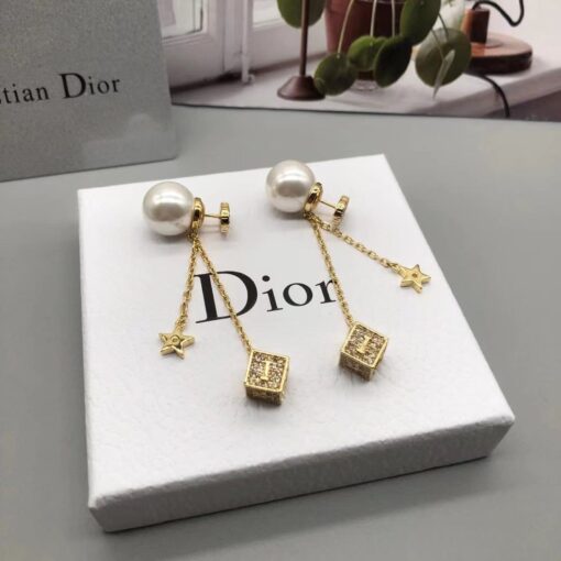 High Quality Earring Dir 041