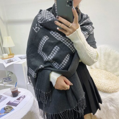 High Quality FEI  Scarf 001