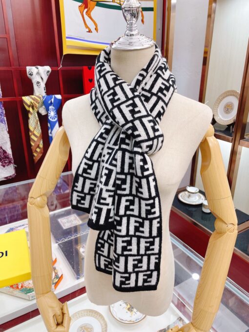 High Quality FEI  Scarf 004