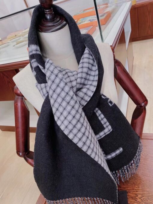 High Quality FEI  Scarf 010