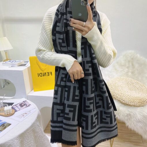 High Quality FEI  Scarf 012