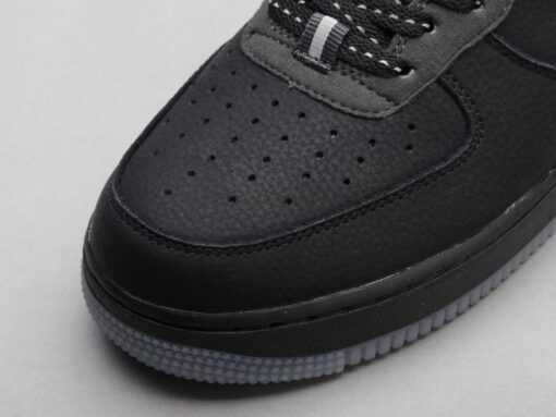 AF1 luminous black grey