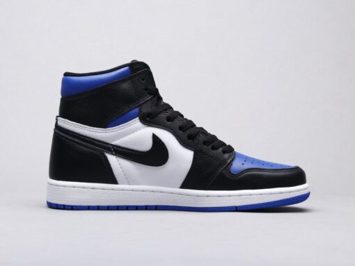 AJ1 black and blue toe