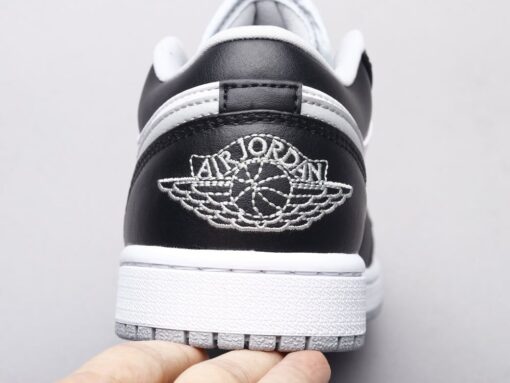 AJ1 black and white gray