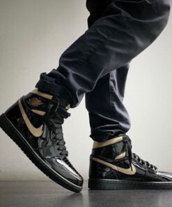 AJ1 High Black Gold