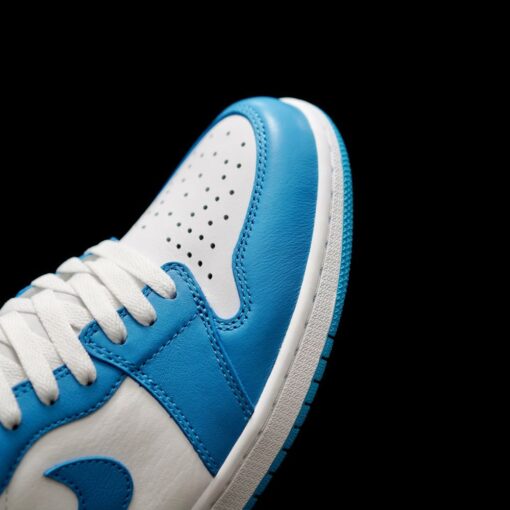 AJ1 High North Carolina Blue