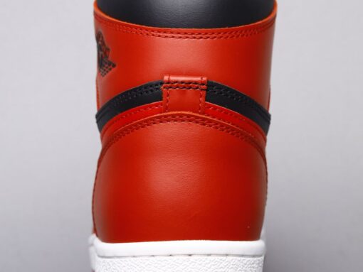 AJ1 Invert black and red