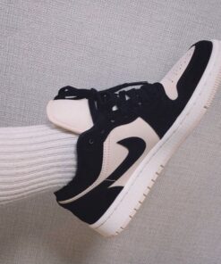 AJ1 Low Milk Tea