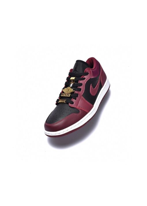 AJ1 low wine red metal wings