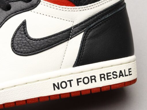 AJ1 No resale of black and red