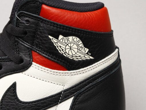 AJ1 No resale of black and red