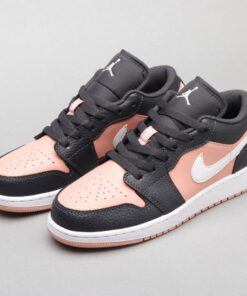 AJ1 Pink Quartz Cherry Blossom Pink