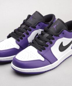 AJ1 purple toe