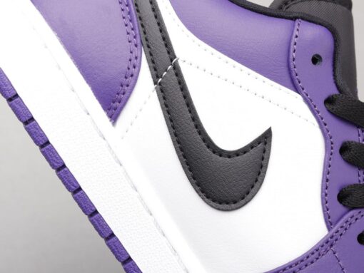 AJ1 purple toe