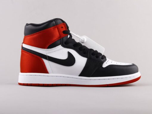 AJ1 red silk black toe