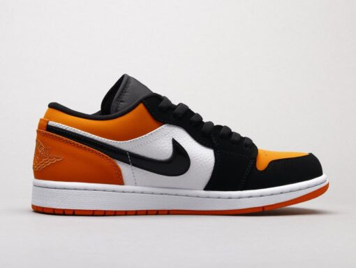 AJ1 smash the backboard