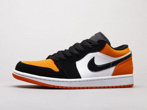 AJ1 smash the backboard