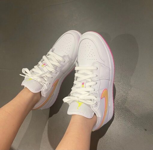 AJ1 White and yellow powder candy