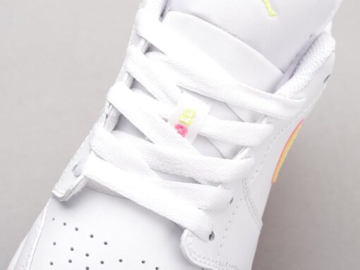 AJ1 White and yellow powder candy