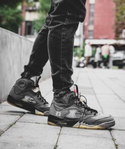 AJ5 Black Cicada Wing