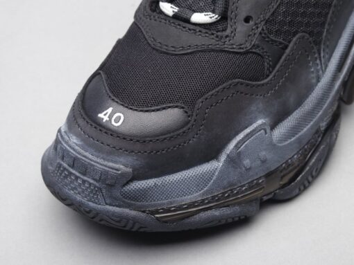 Bla Triple S Air Cushion Black Sneaker