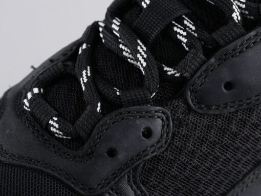 Bla Triple S Pure Black Sneaker