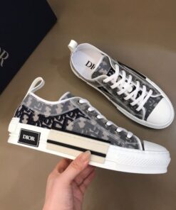 DIR B23 Black and White LOW-TOP SNEAKER