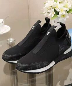 High Quality Luv Sneaker 076
