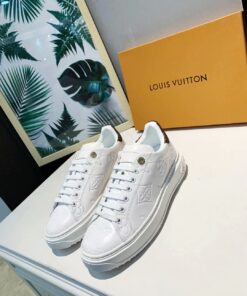 High Quality Luv Sneaker 219